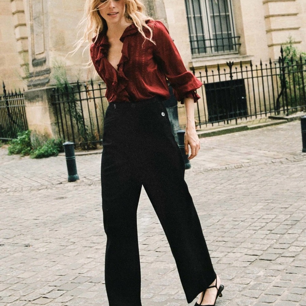 Doen Hardy Top in Deep Crimson - Picture 10 of 12